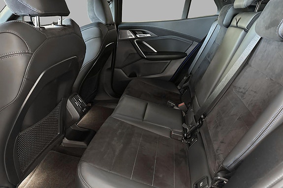 BMW iX2 24 of 30