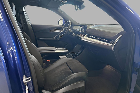 BMW iX2 17 of 30