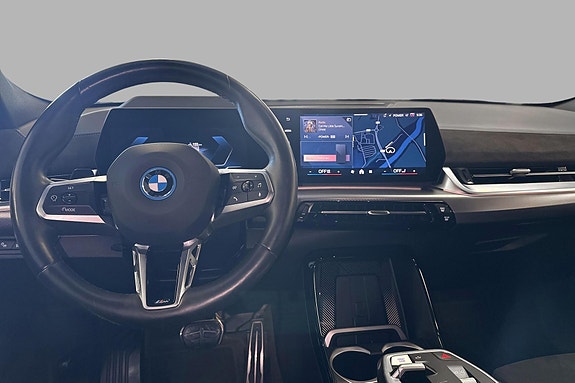 BMW iX2 14 of 30