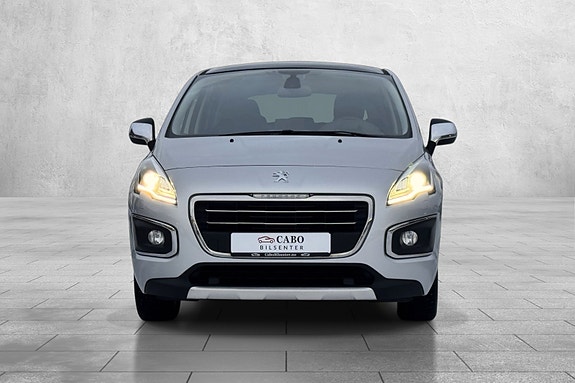 Peugeot 3008 3 of 5