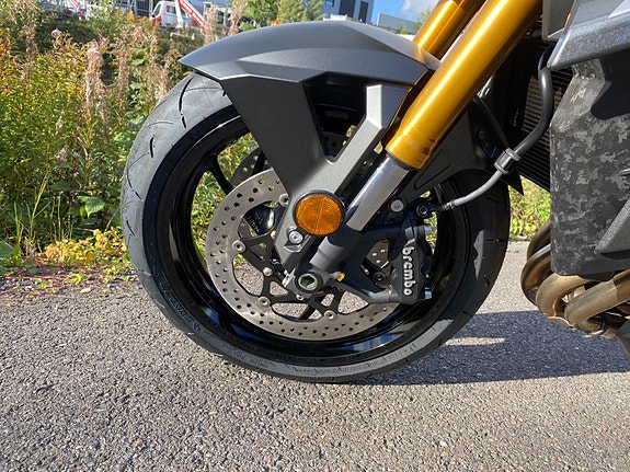 Suzuki GSX-S1000R 12 of 30