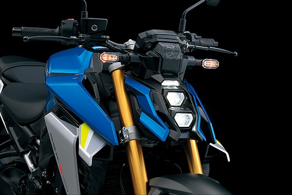 Suzuki GSX-S1000R 27 of 30