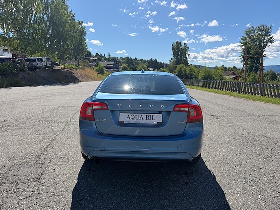 Volvo S60 8 of 23