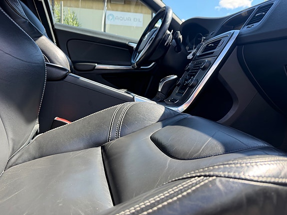 Volvo S60 11 of 23