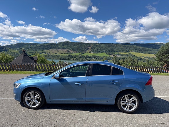Volvo S60 5 of 5