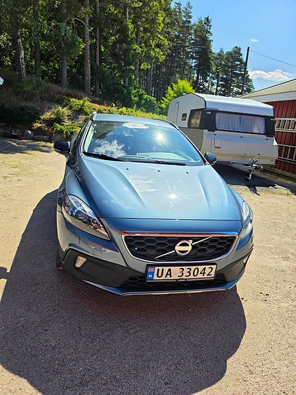 Volvo V40 Cross Country 4 of 5