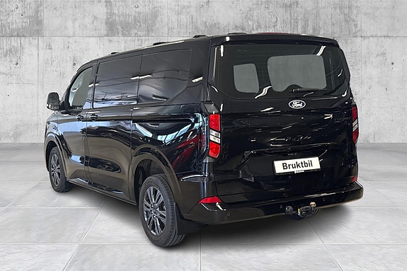 Ford Transit Custom 3 of 5