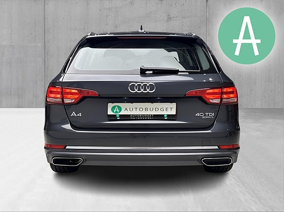 Audi A4 7 of 24
