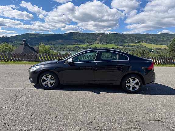 Volvo S60 5 of 5