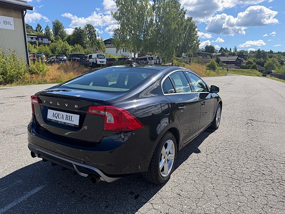 Volvo S60 8 of 18