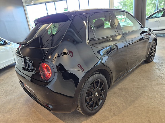 Honda e 5 of 5