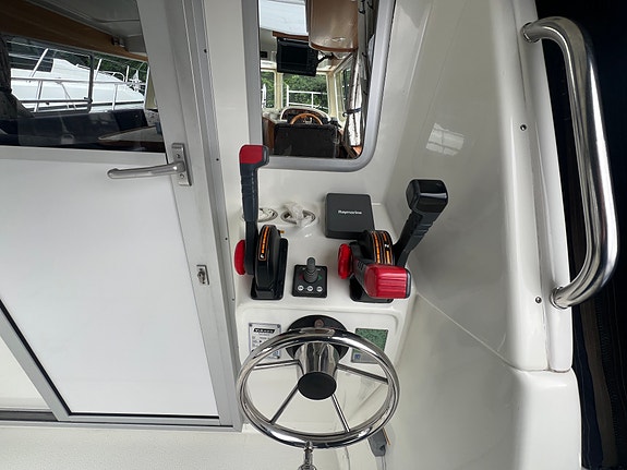 Viknes 1030 K2, ankervinsj akter, autopilot, radar, skipsregistrert 23 of 30