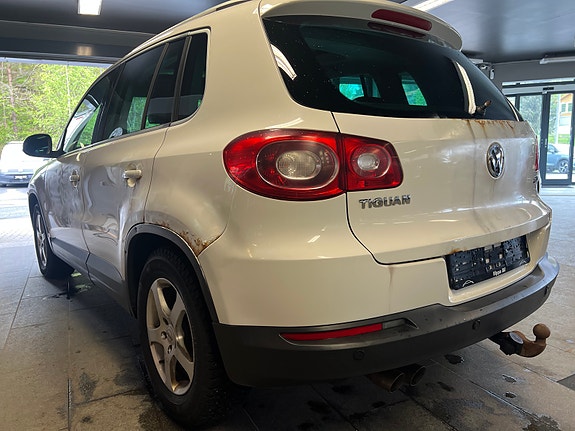 Volkswagen Tiguan 4 of 30