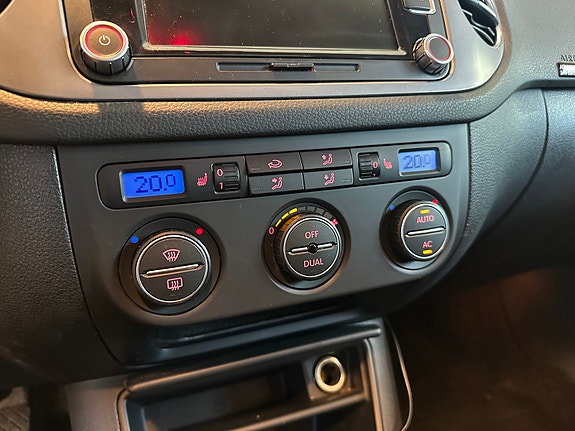 Volkswagen Tiguan 21 of 30