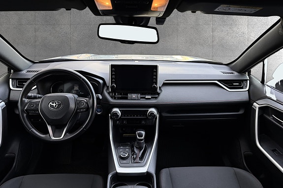Toyota RAV4 15 of 16
