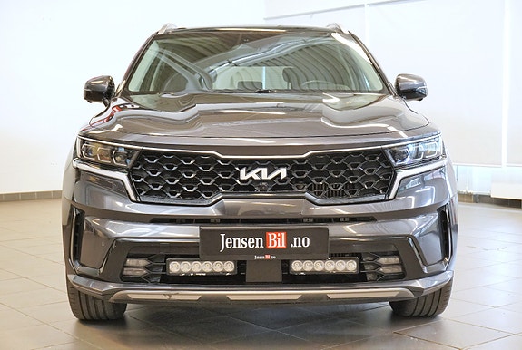 Kia Sorento 2 of 5