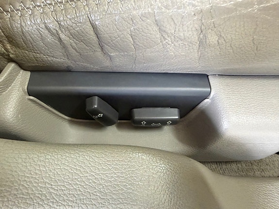 Volvo XC70 19 of 30