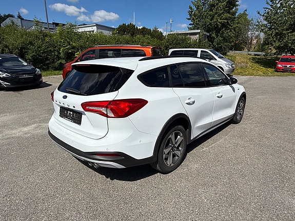 Ford Focus 30 of 30