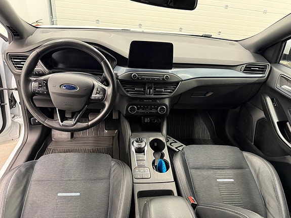 Ford Focus 10 of 30