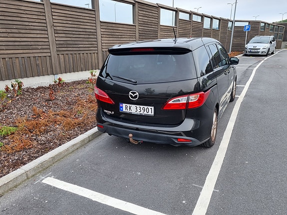 Mazda 5 4 of 5