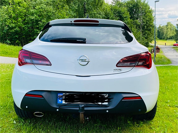 Opel Astra 4 of 5