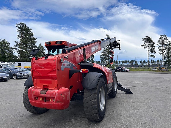 Manitou MT 1440 ST3B, Kun 3826 timer, 2014 modell, 14 meter, Hydraulisk pallegaffel, 4 ton løftekapasitet. 5 of 5