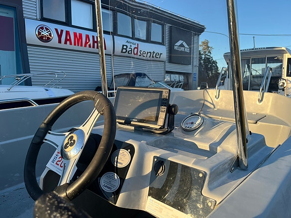 Ryds 480 BF Big Fish Suzuki 30 El start/trim og tilt- kartplotter 1 års garanti 4 of 5