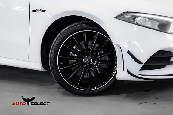 Mercedes-Benz A-Klasse 3 of 5