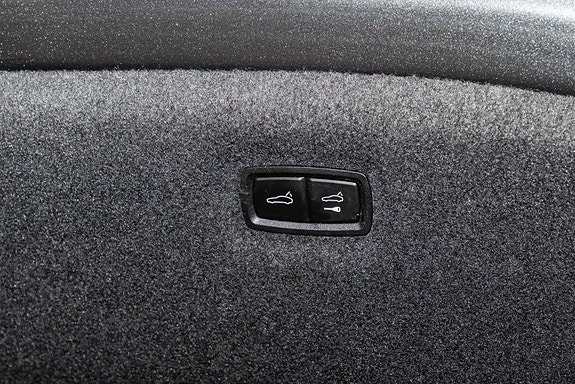 Audi e-tron GT 9 of 30