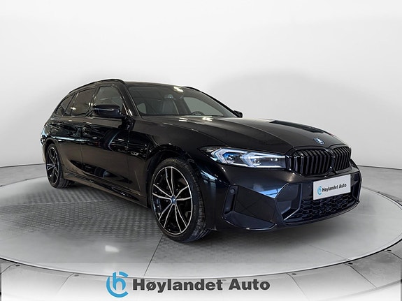 BMW 330e 3 of 5