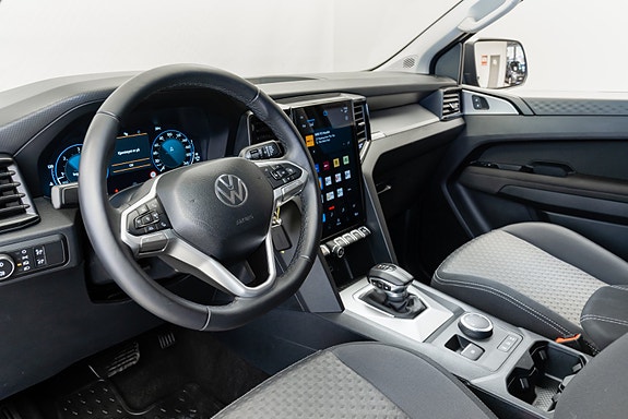 Volkswagen Amarok 9 of 27