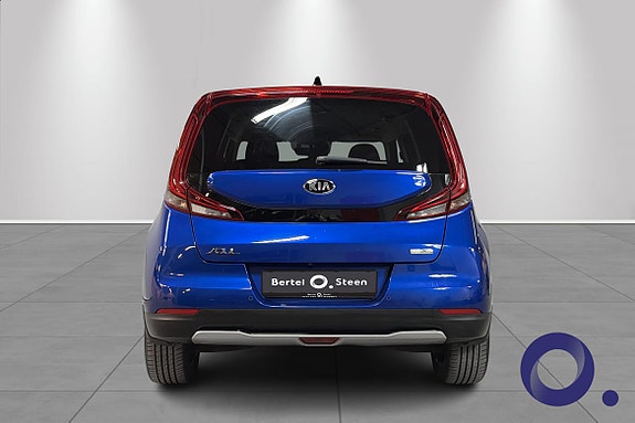 Kia e-Soul 4 of 5