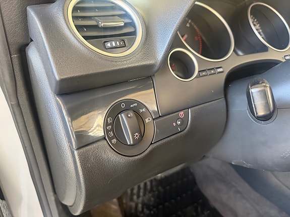 Audi A4 28 of 30