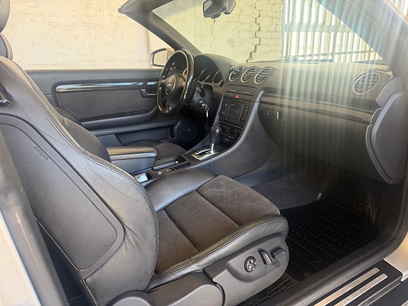 Audi A4 19 of 30