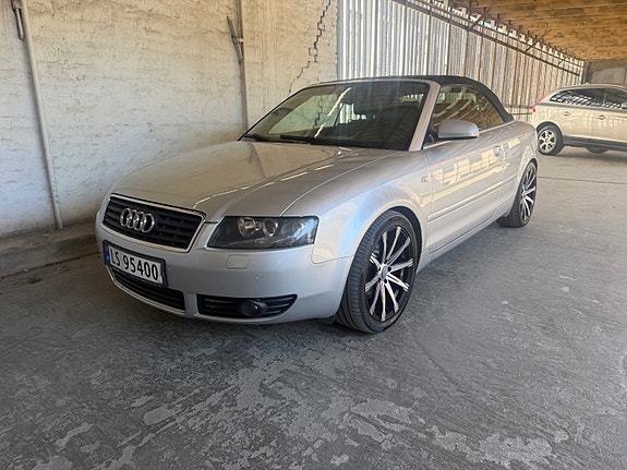 Audi A4 12 of 30