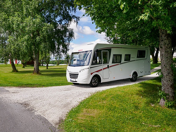 Dethleffs Trend I 7057 | SOLCELLE | SENKESENG | QUEENBED 5 of 30