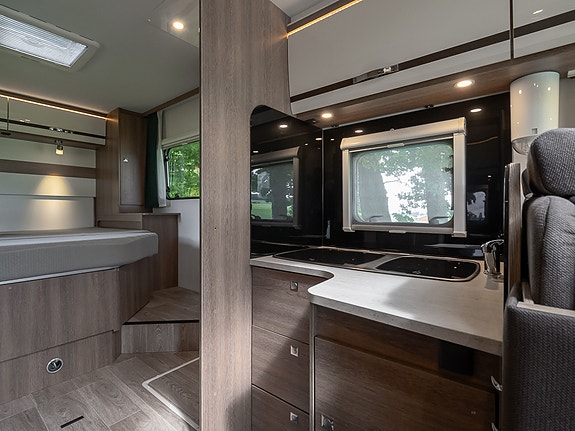 Dethleffs Trend I 7057 | SOLCELLE | SENKESENG | QUEENBED 21 of 30