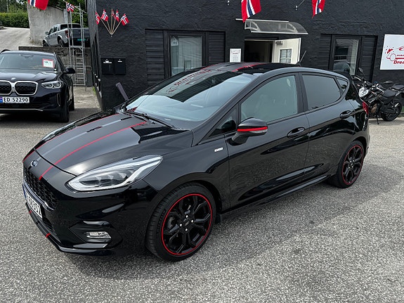 Ford Fiesta 3 of 5