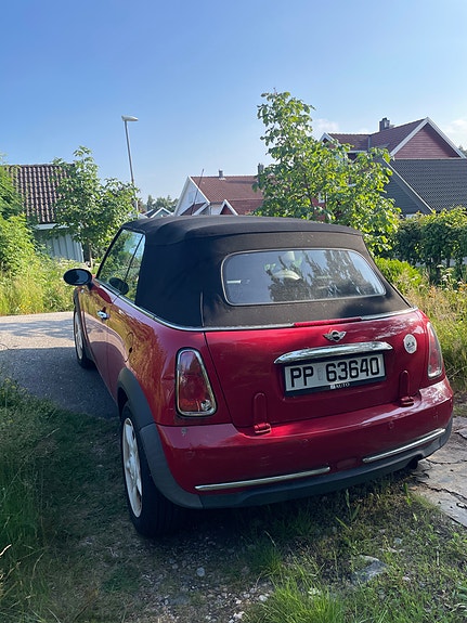 MINI Cooper 5 of 5