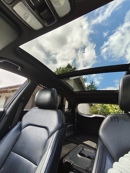 Kia Carens 14 of 17