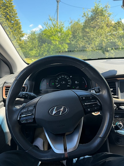 Hyundai IONIQ 5 of 5