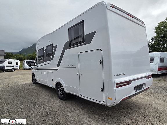 Adria MATRIX PLUS 670 SL - Fiat MultiJet3 140HP (103kW) HD 43H 5 of 30