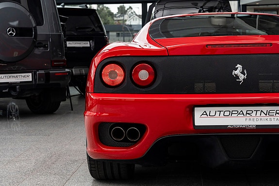 Ferrari 360 19 of 30