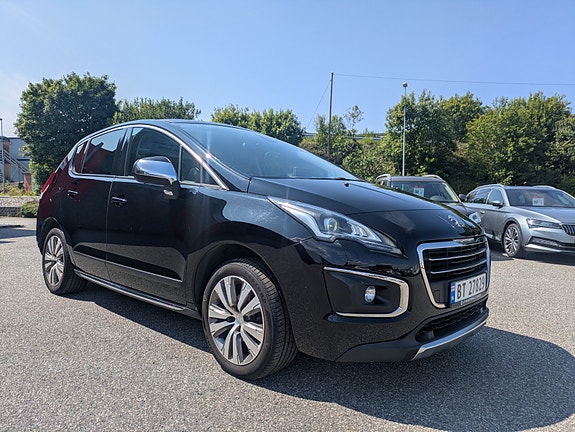 Peugeot 3008 2 of 5
