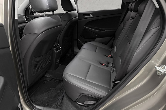 Hyundai Tucson 29 of 30