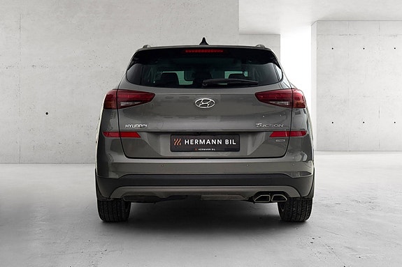 Hyundai Tucson 3 of 5