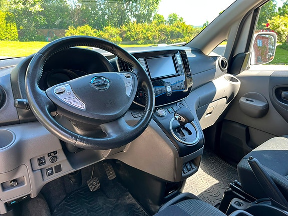 Nissan e-NV200 13 of 14