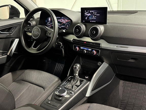 Audi Q2 11 of 27
