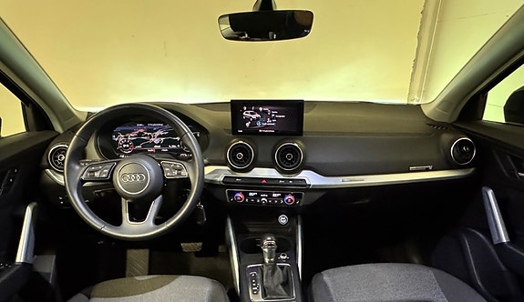 Audi Q2 10 of 27