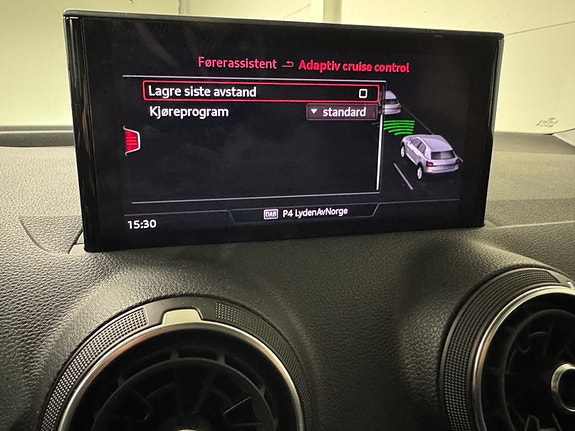 Audi Q2 20 of 27